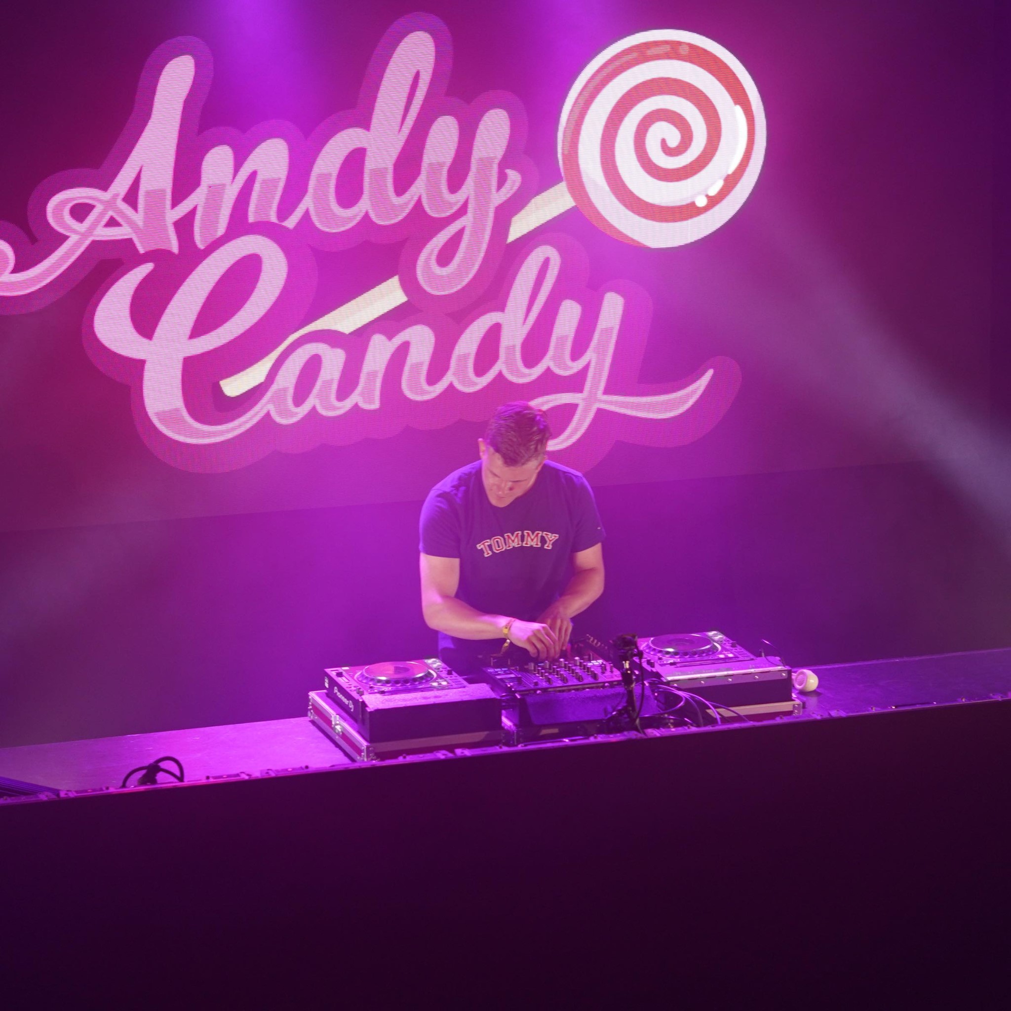 DJ Andy Candy live